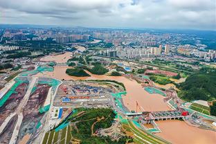 哈姆：勒布朗整个休赛期都在疯狂地练习跳投